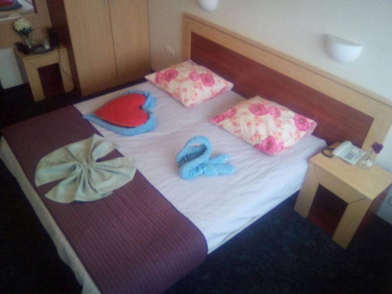 Tanagra Hotel Vilnius Buitenkant foto